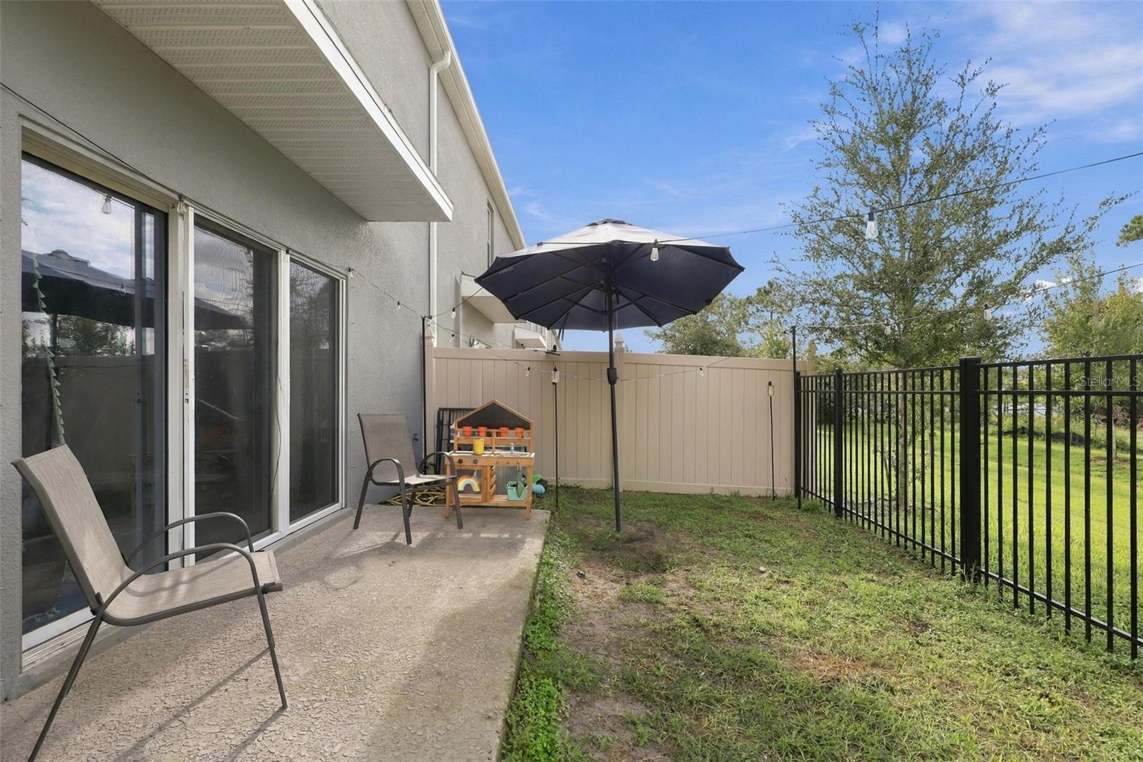 2711 Silver Canoe Dr Property Photo 5