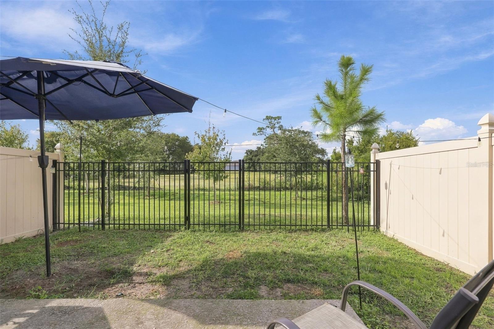 2711 Silver Canoe Dr Property Photo 7