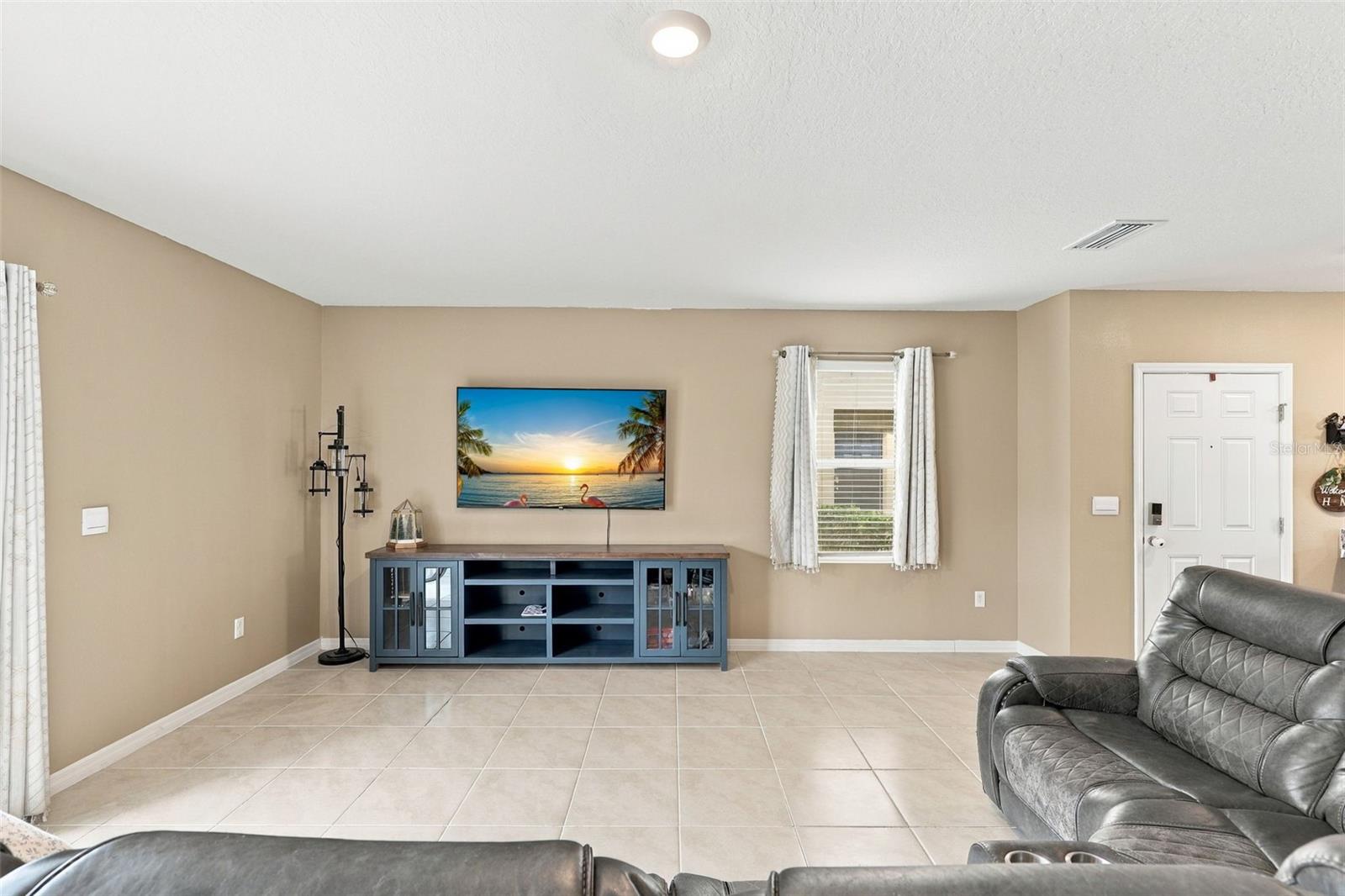 2711 Silver Canoe Dr Property Photo 14