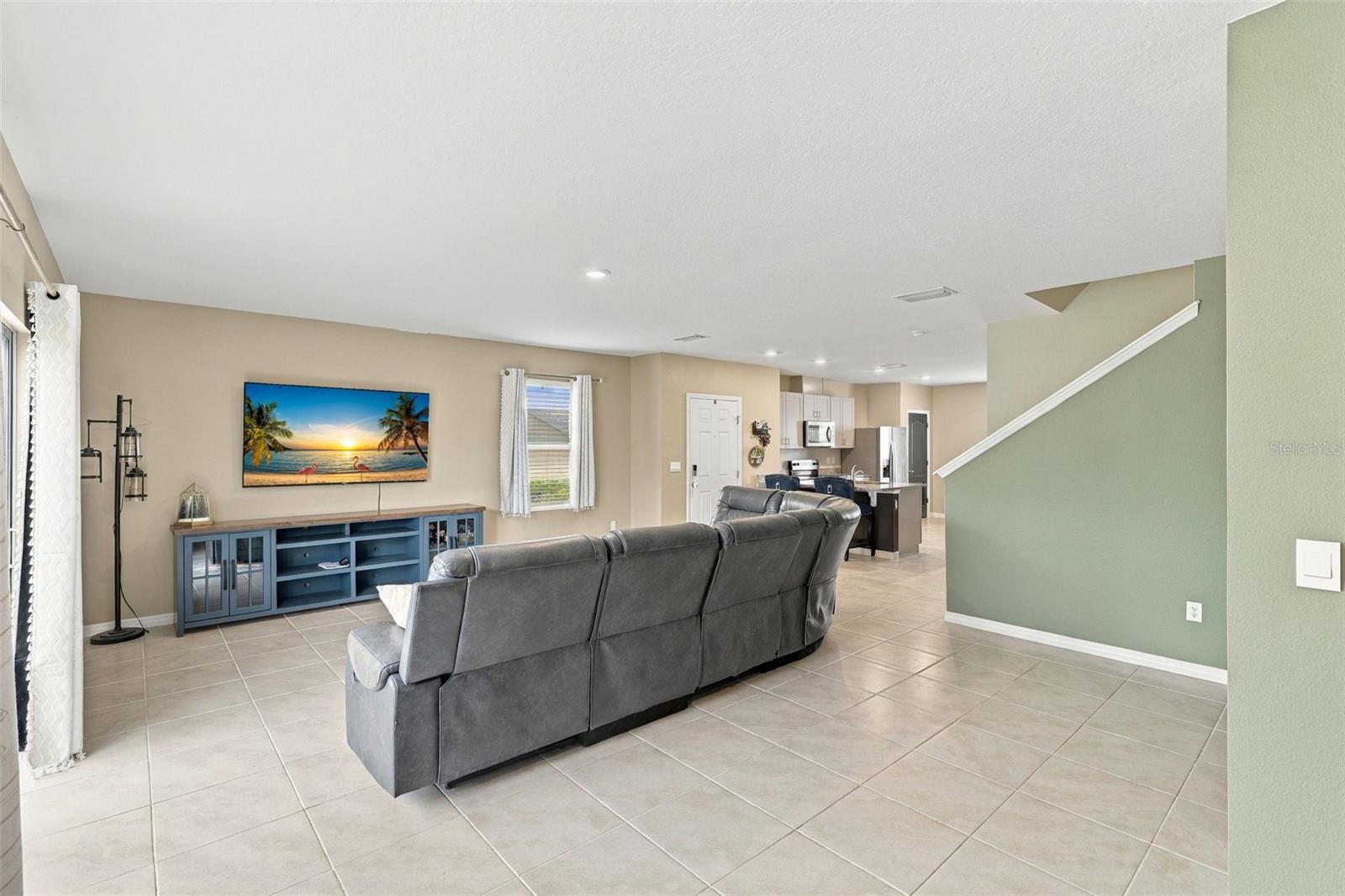 2711 Silver Canoe Dr Property Photo 17