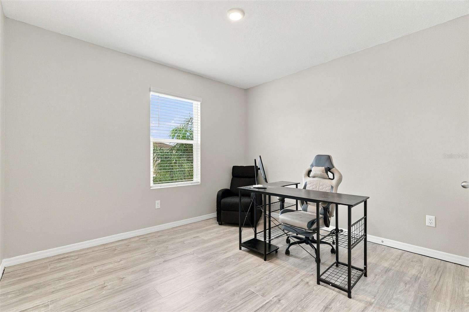 2711 Silver Canoe Dr Property Photo 21