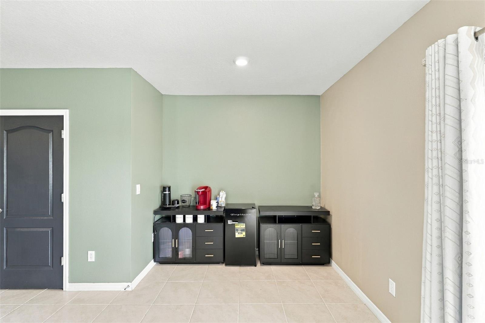 2711 Silver Canoe Dr Property Photo 38