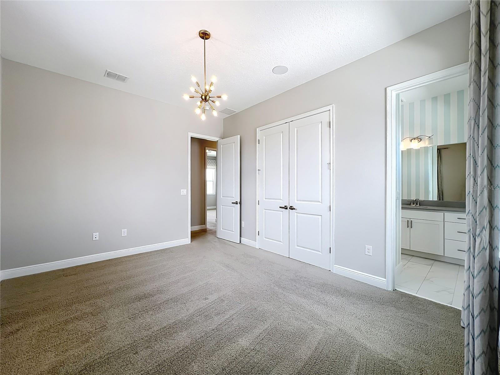 13450 Gabor Ave Property Photo 18