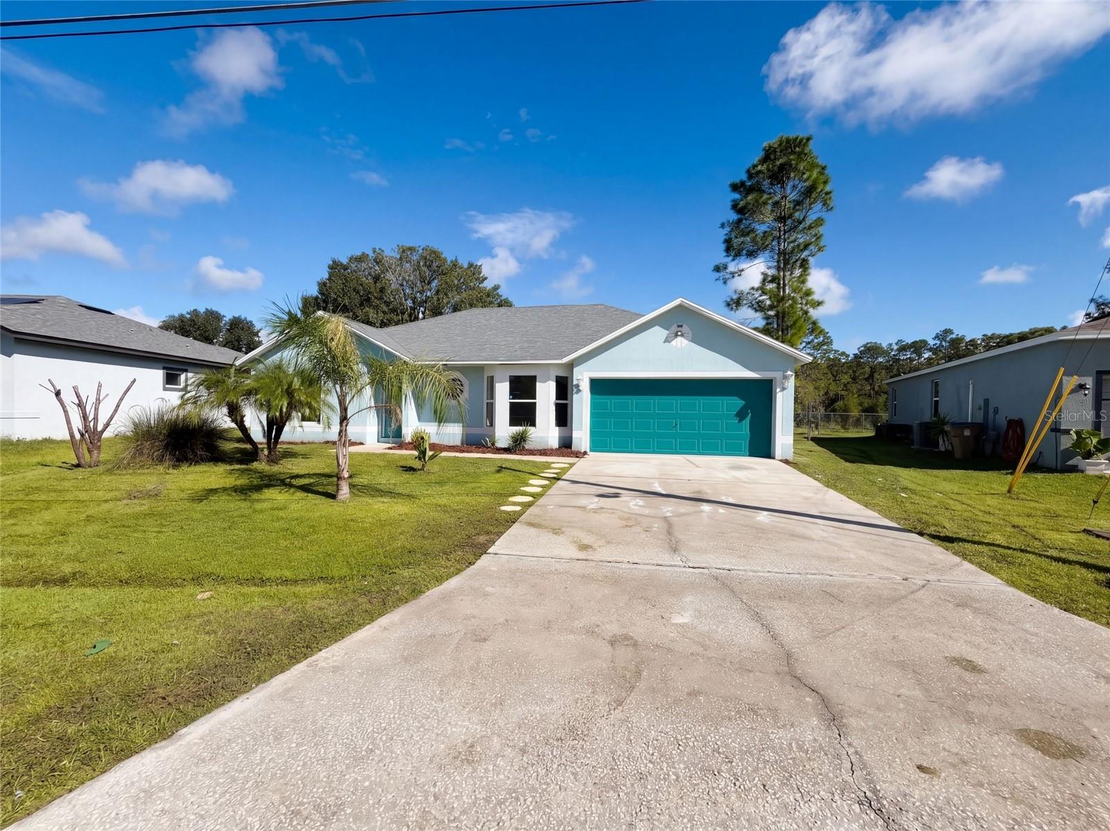 23 Peterlee Ct Property Photo