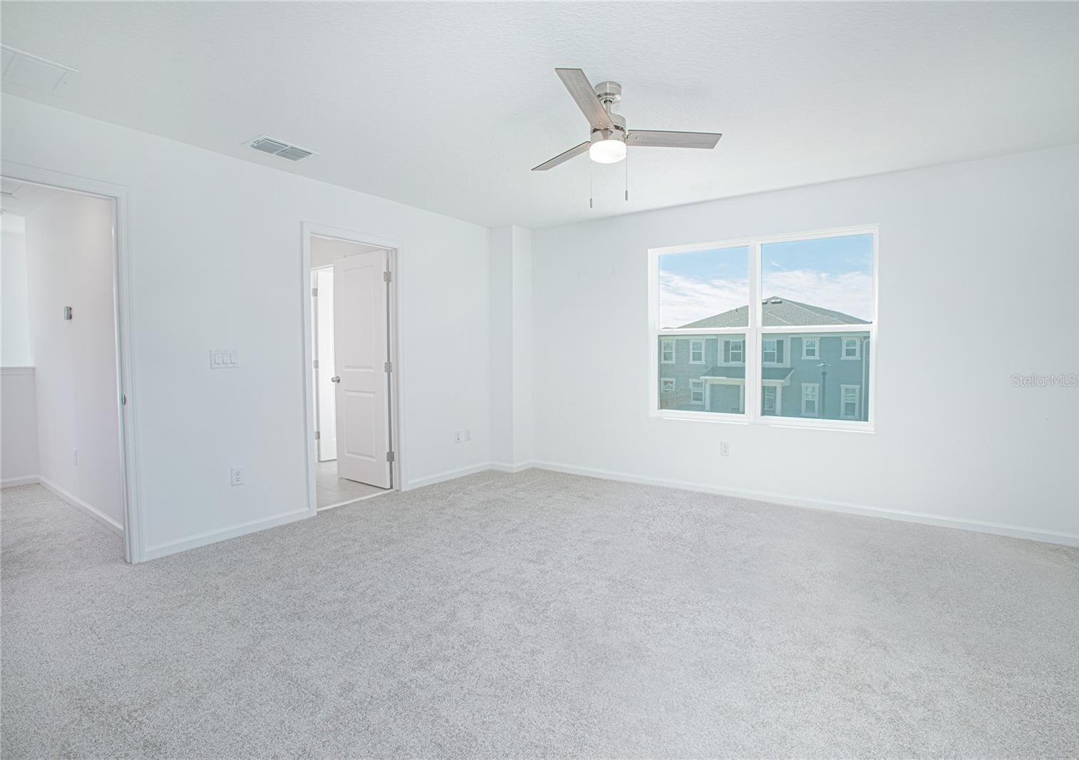 11512 Sunsail Ave Property Photo 17