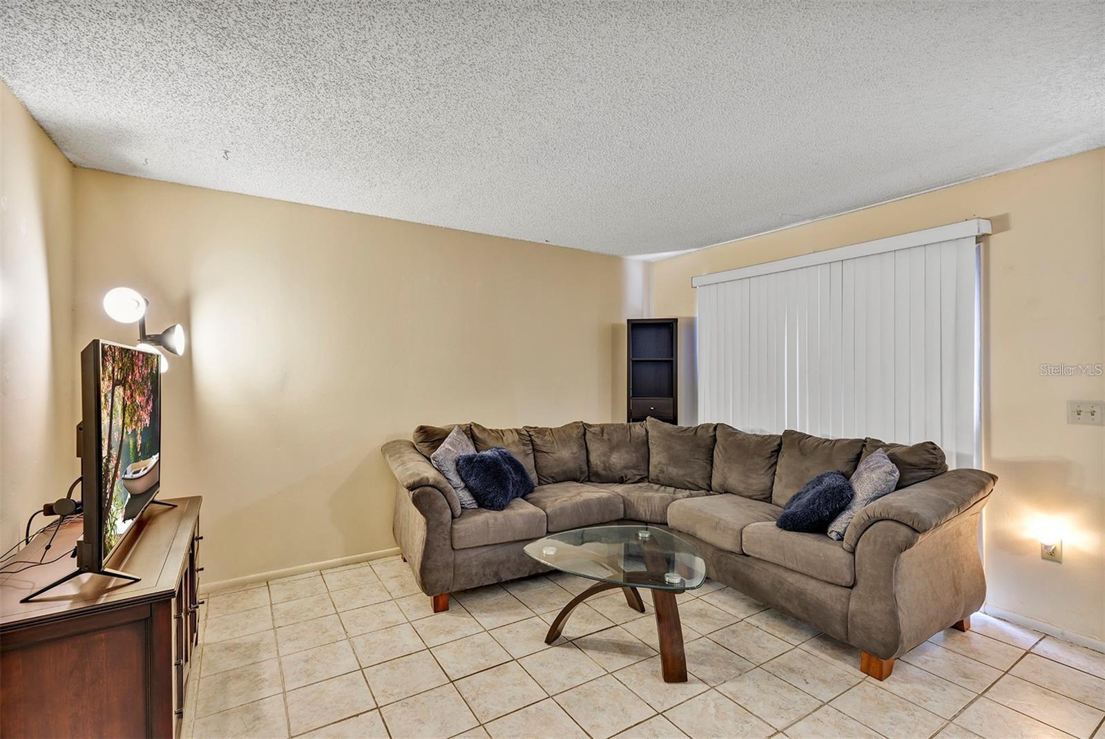 1728 Townhall Ln #1728 Property Photo 4