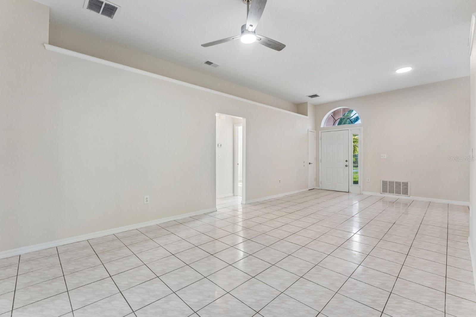 11850 Hullbridge Ct Property Photo 5
