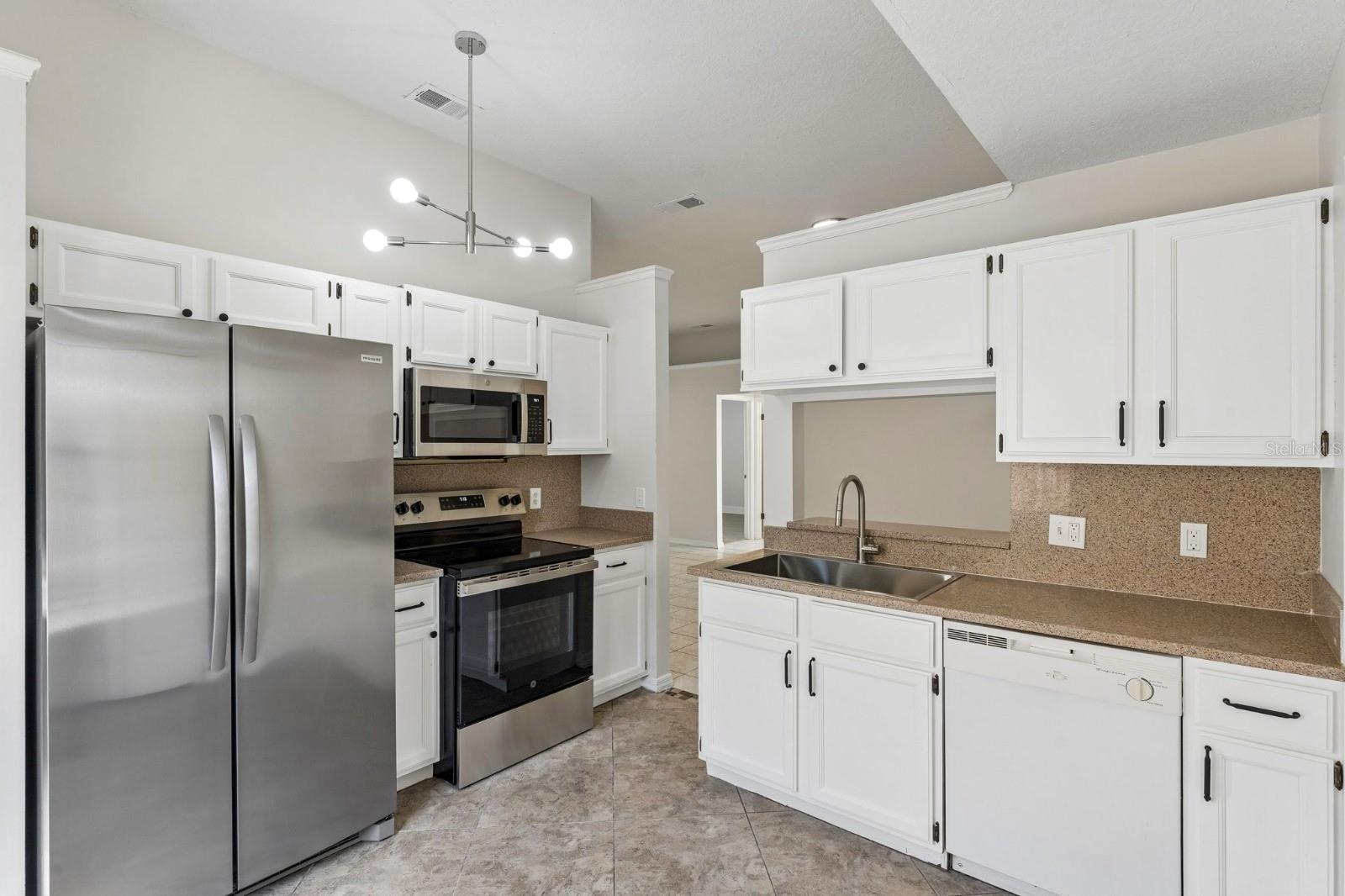 11850 Hullbridge Ct Property Photo 6