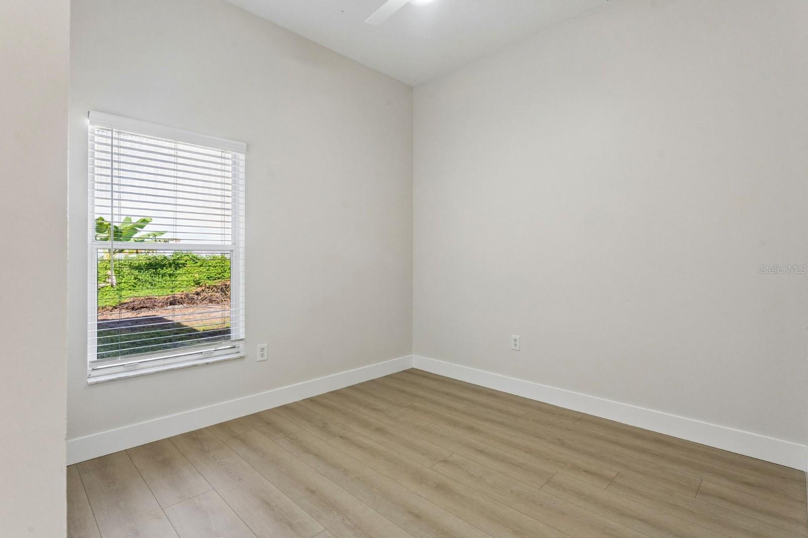 11850 Hullbridge Ct Property Photo 12