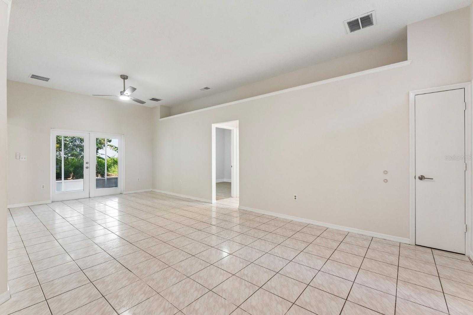 11850 Hullbridge Ct Property Photo 13