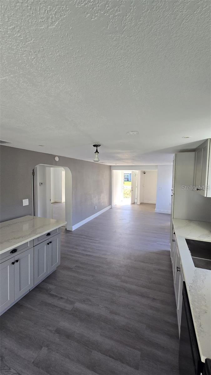 1174 Bryn Mawr Dr Property Photo 4
