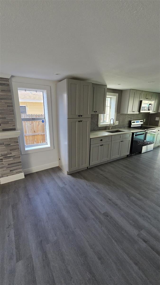 1174 Bryn Mawr Dr Property Photo 6