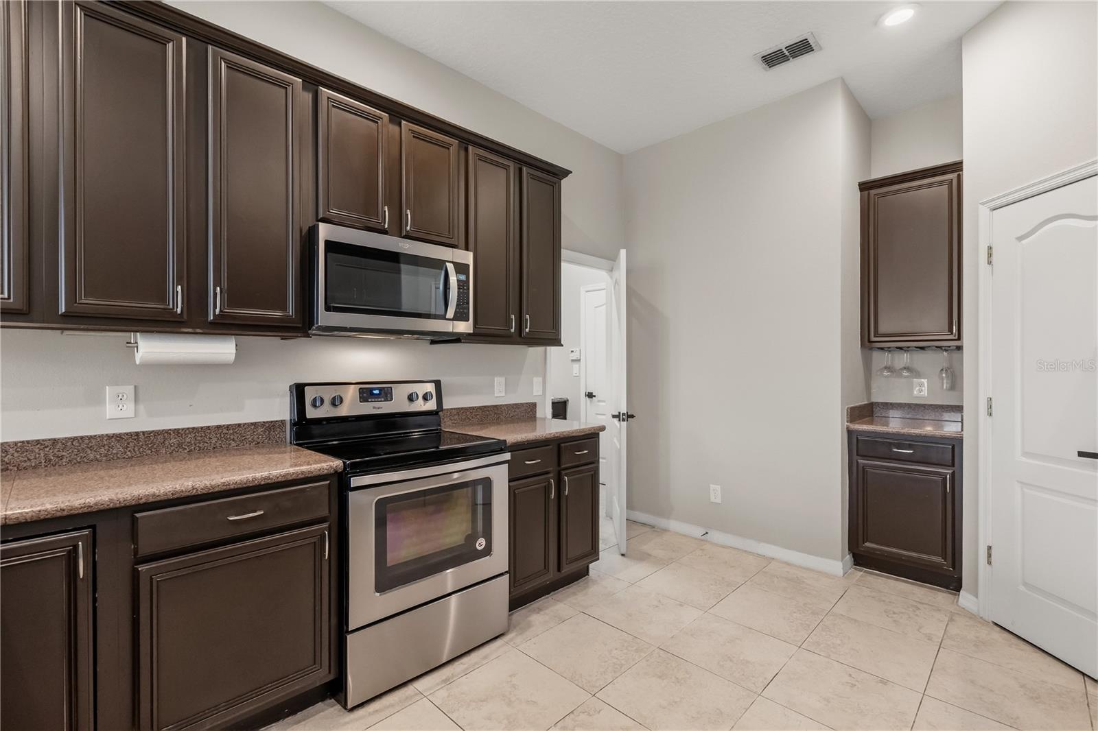 4247 Cranmore Ct Property Photo 17
