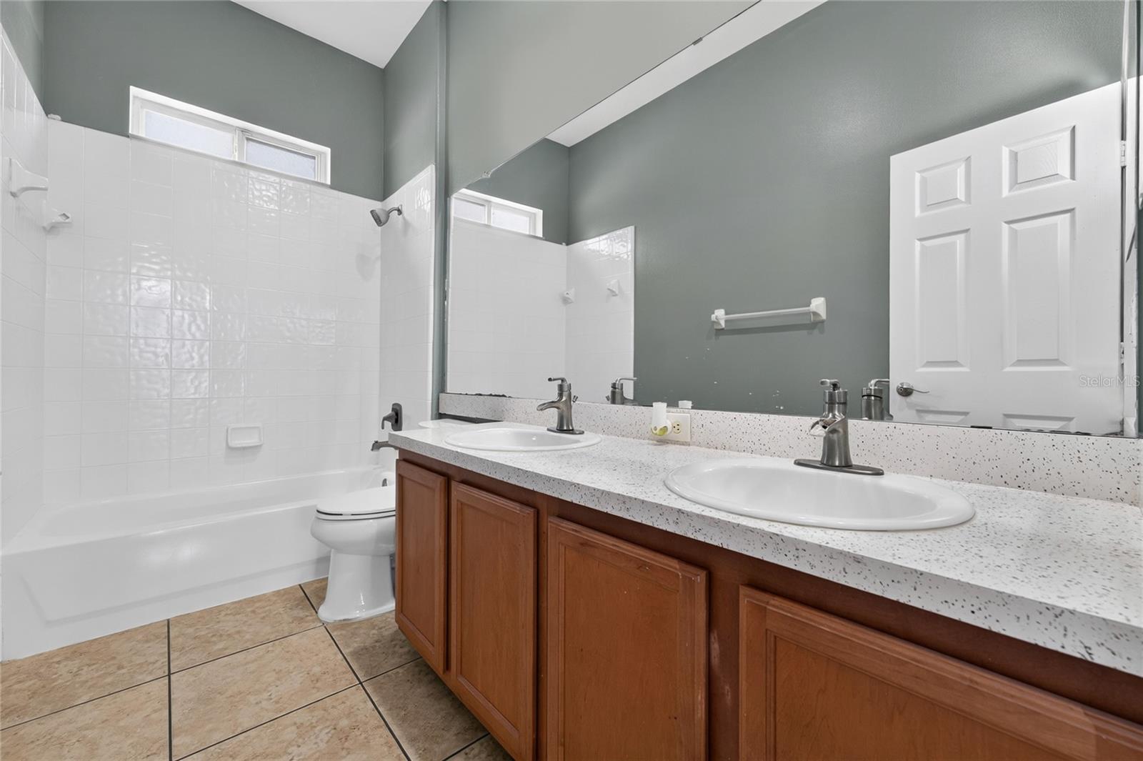 1139 Darnaby Way Property Photo 14