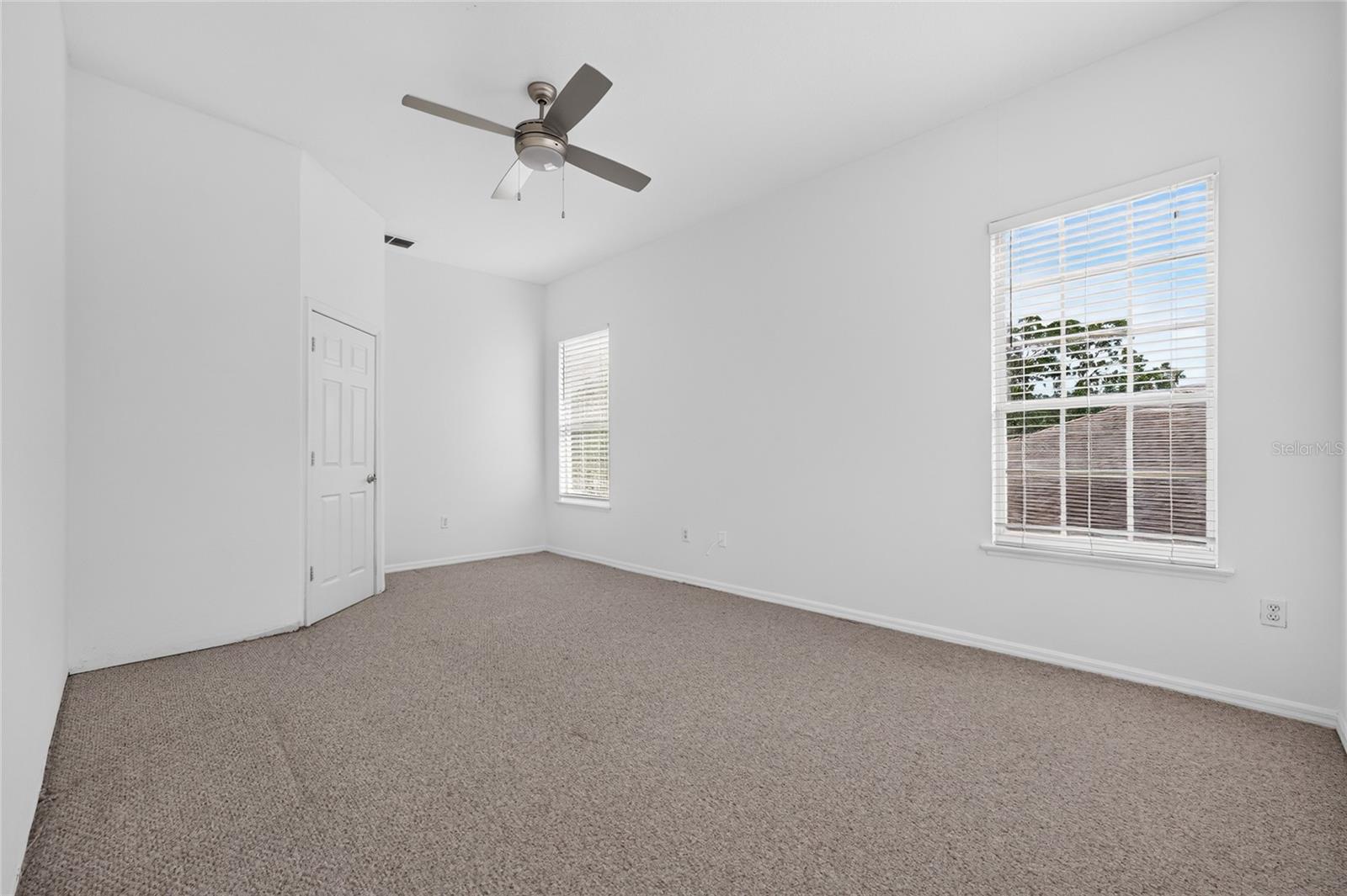 1139 Darnaby Way Property Photo 26