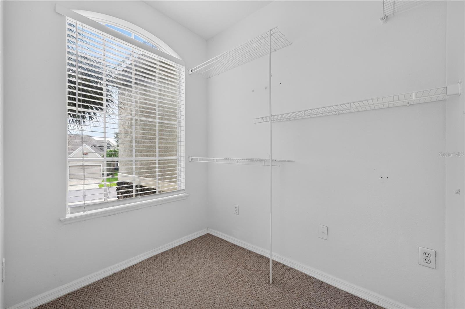1139 Darnaby Way Property Photo 27