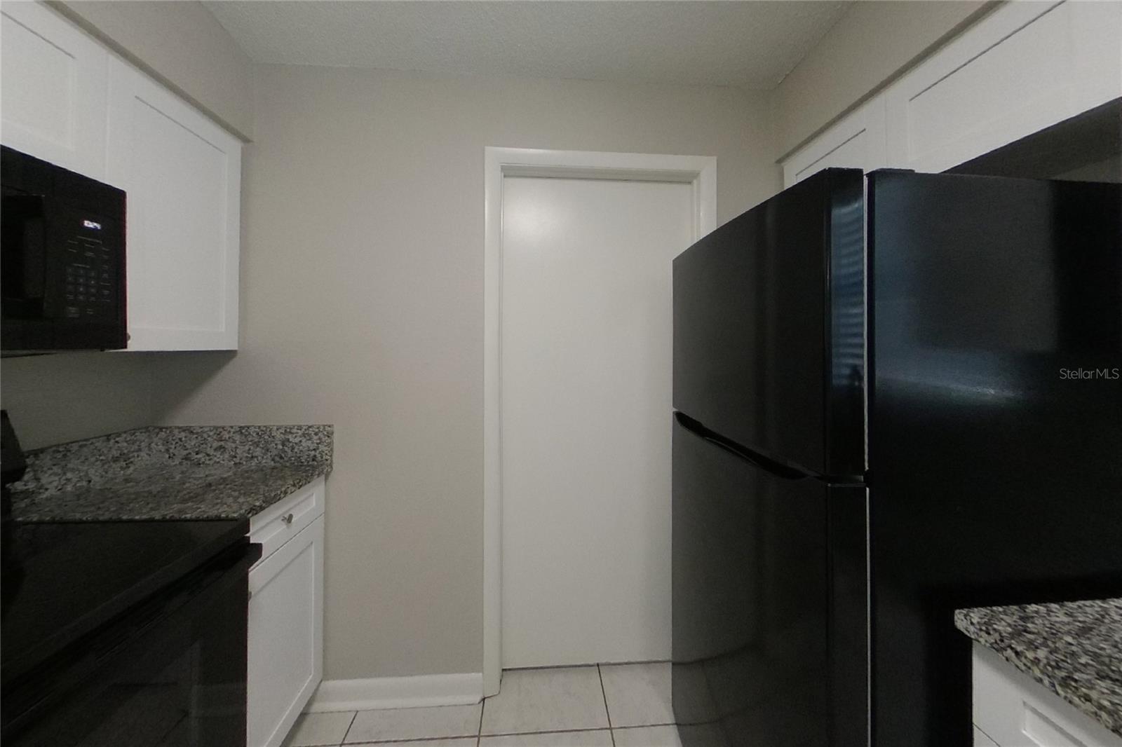 O6444735 Property Photo 5