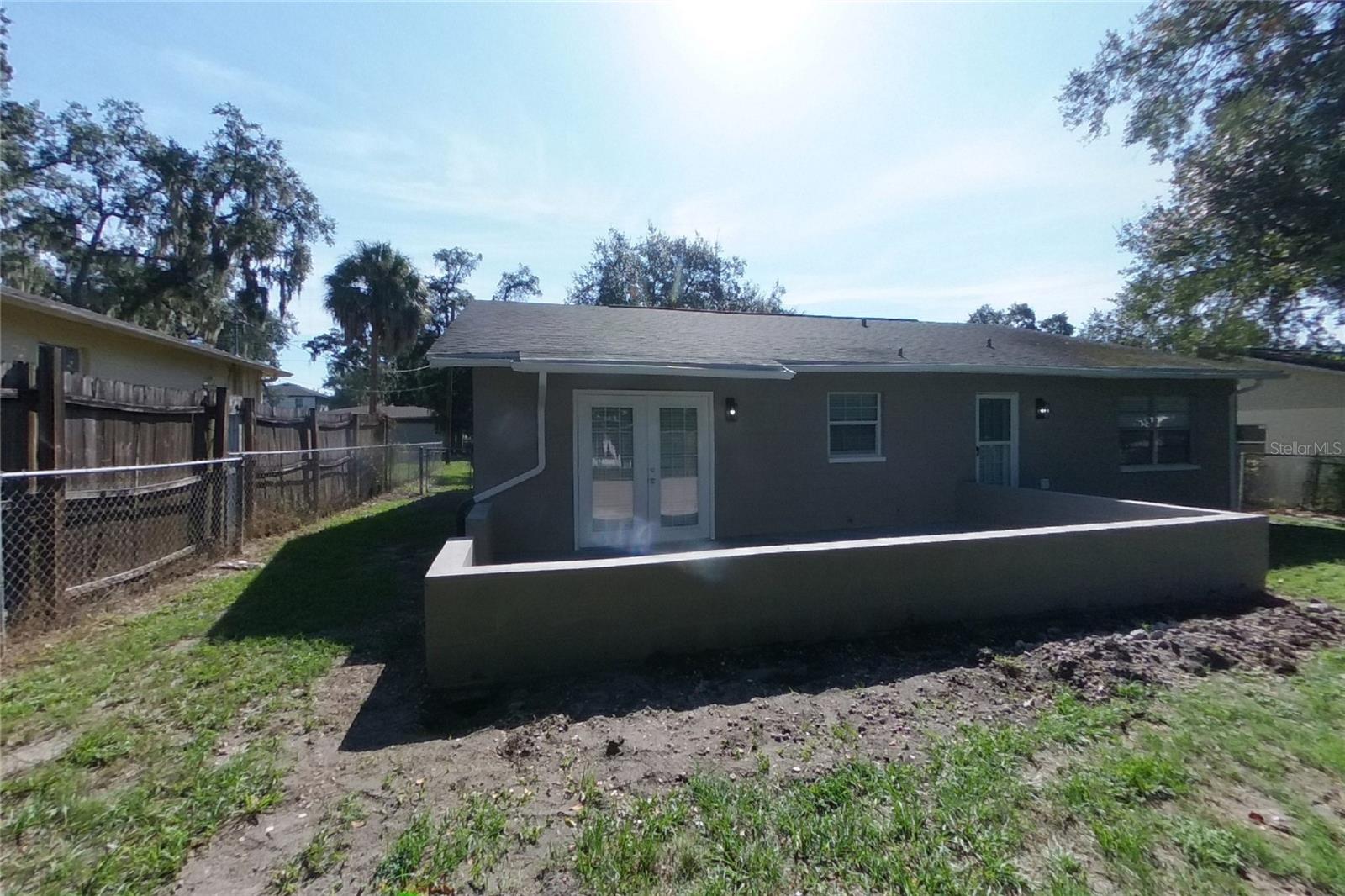 O6444735 Property Photo 15