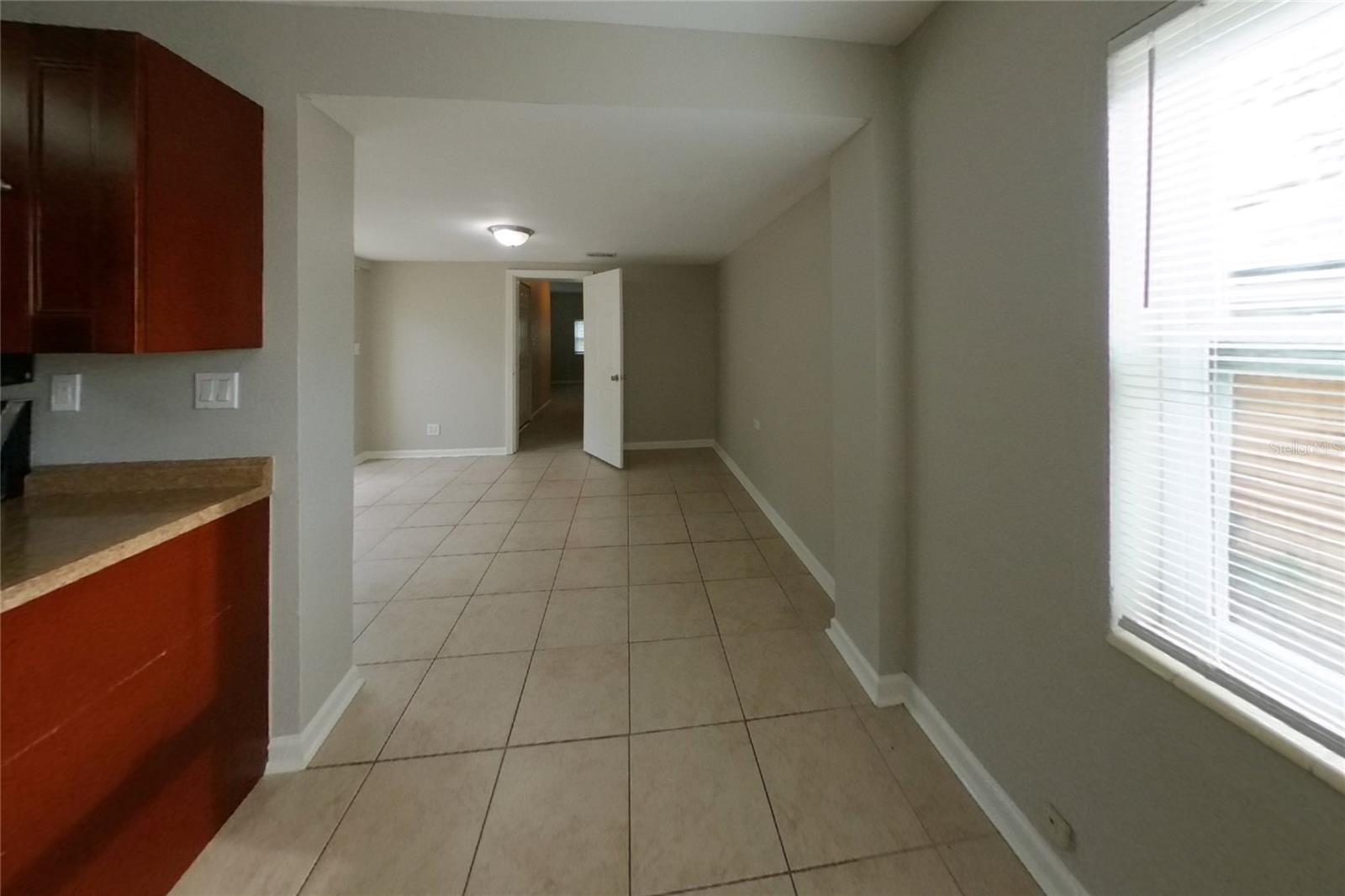 O6444736 Property Photo 4