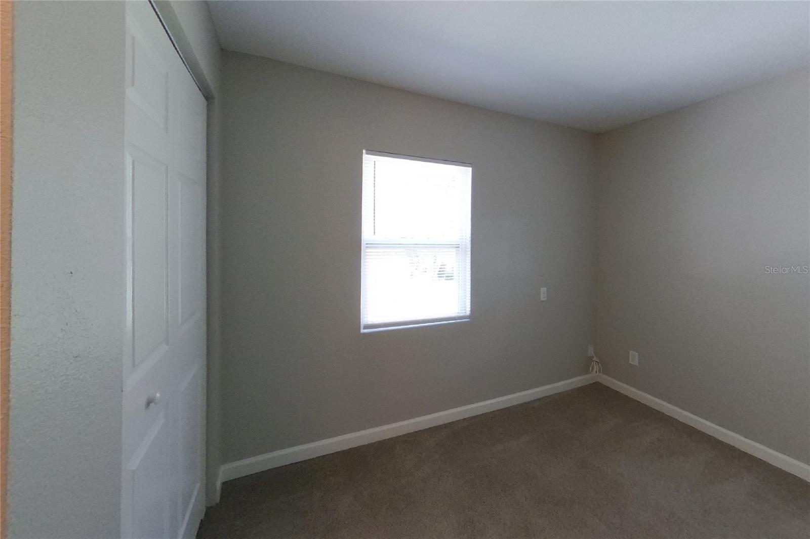 O6444736 Property Photo 9