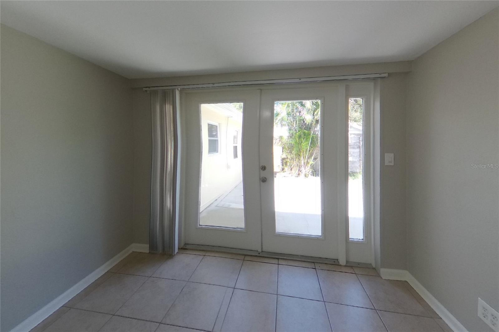 O6444736 Property Photo 19