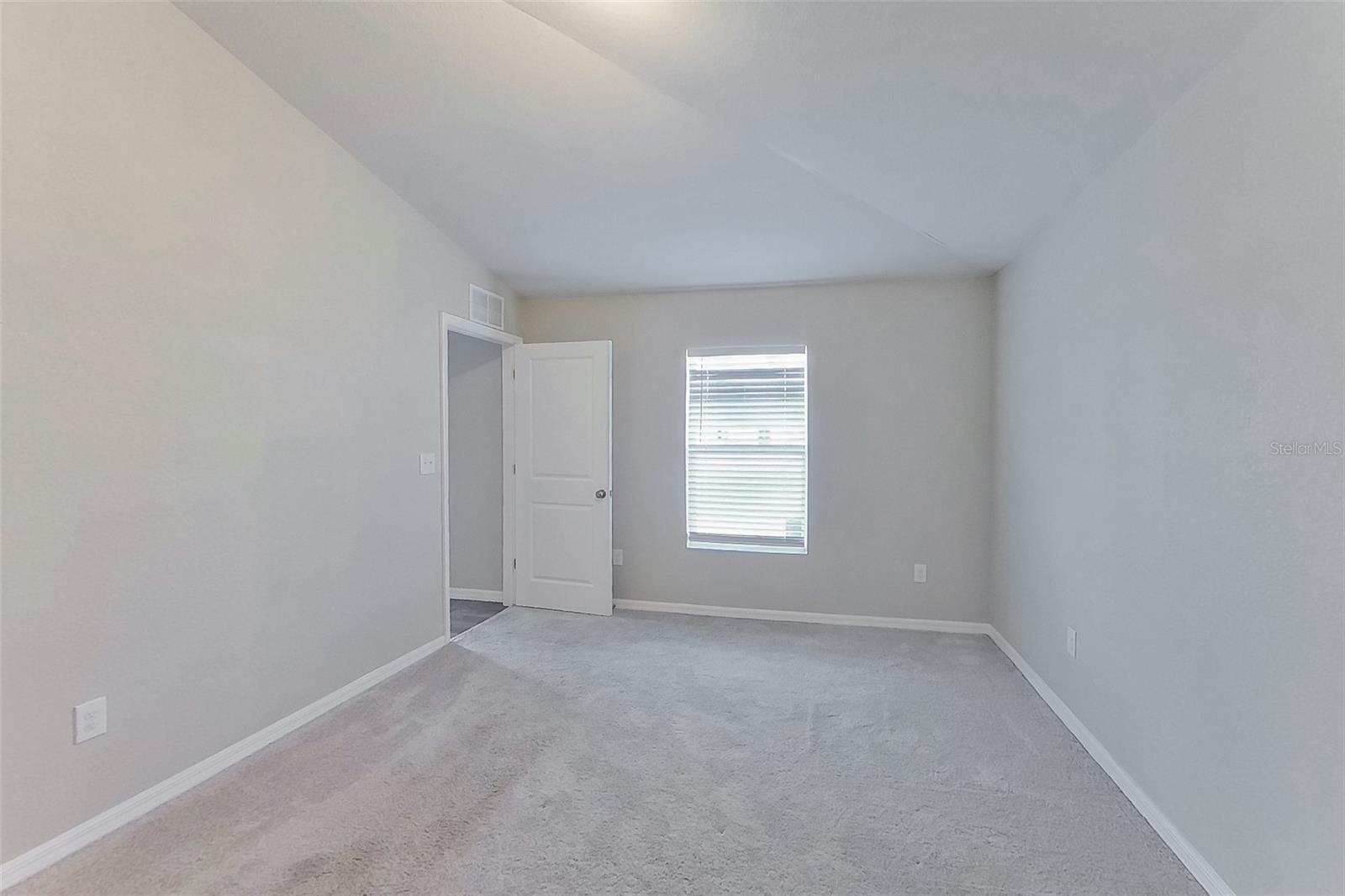 18312 Gibraltar Ln Property Photo 14