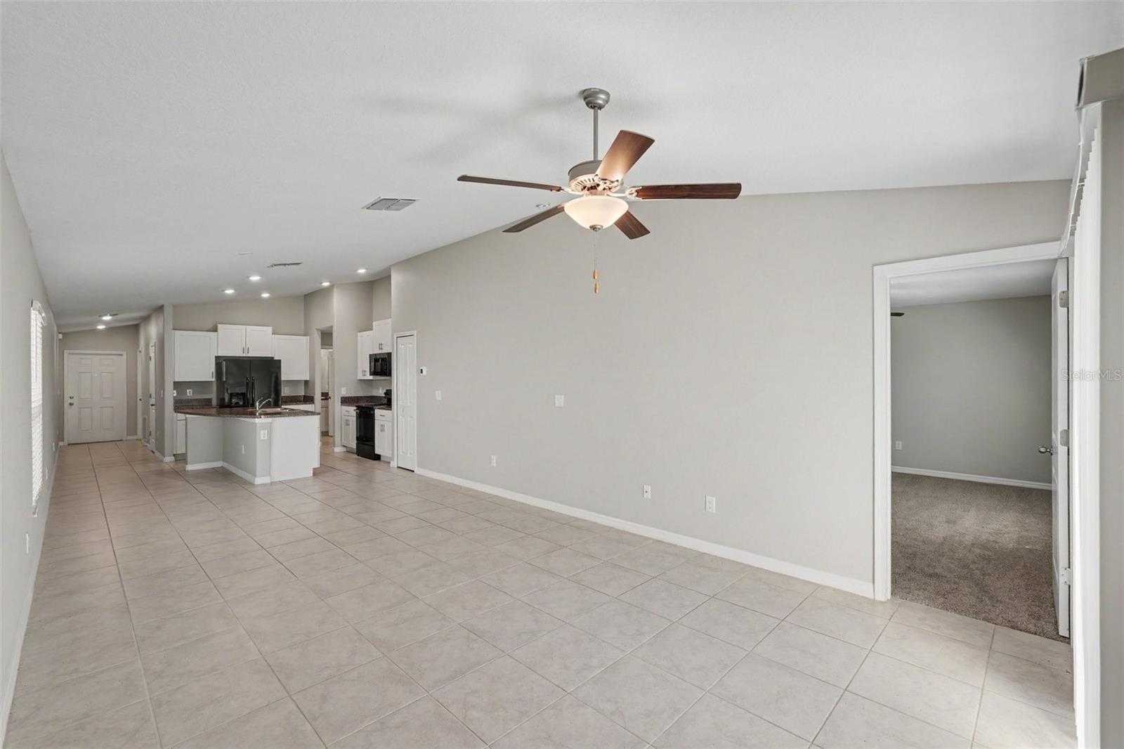 7109 King Creek Dr Property Photo 3