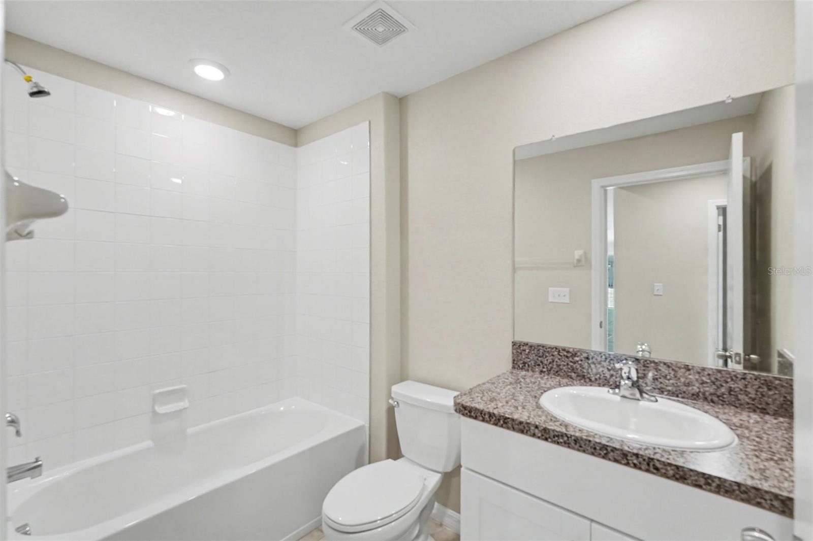7109 King Creek Dr Property Photo 16