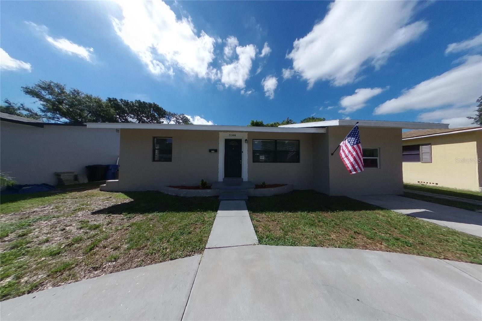 O6444762 Property Photo 1