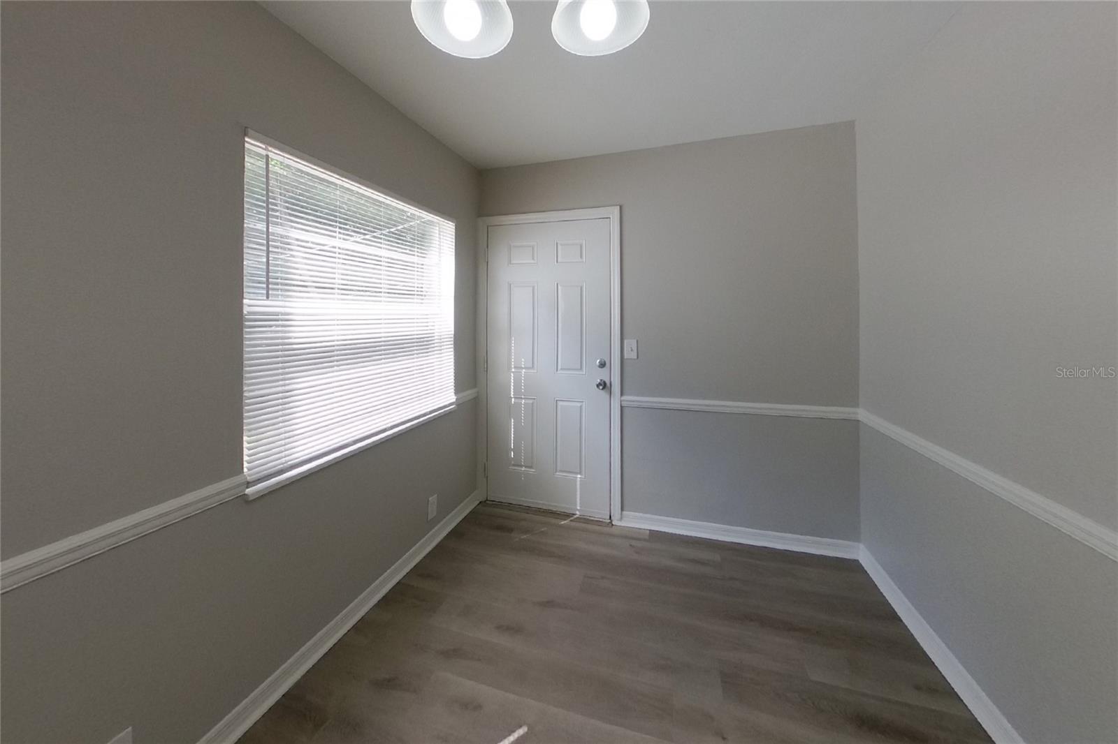 O6444762 Property Photo 4