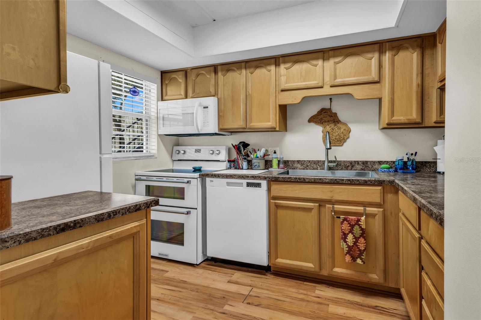3811 N Oak Dr #e51 Property Photo 5