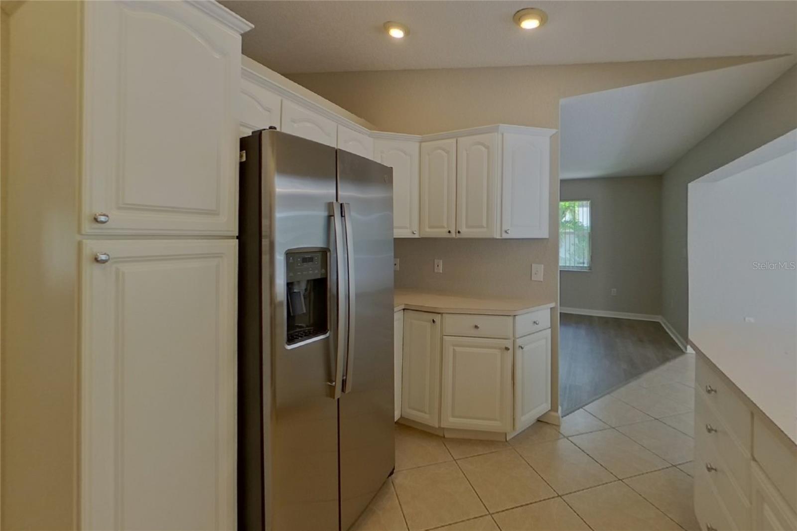 O6444780 Property Photo 7