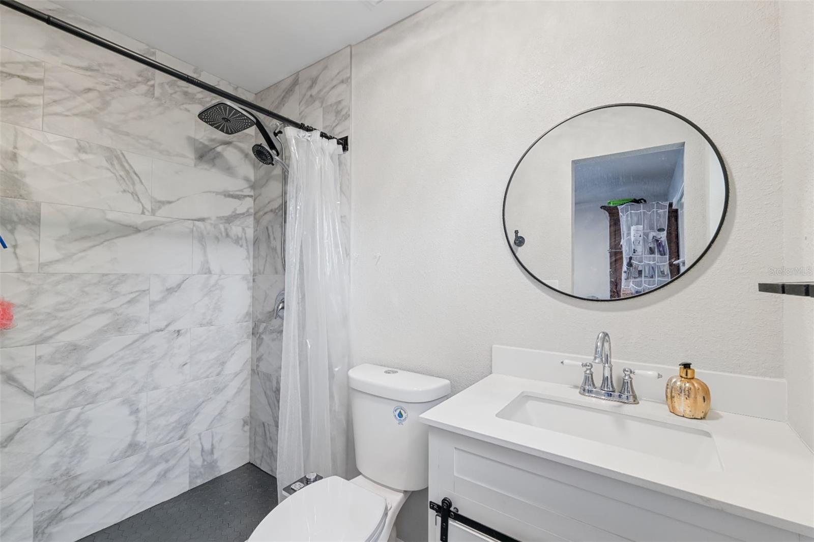 1107 Jerome Way Property Photo 14
