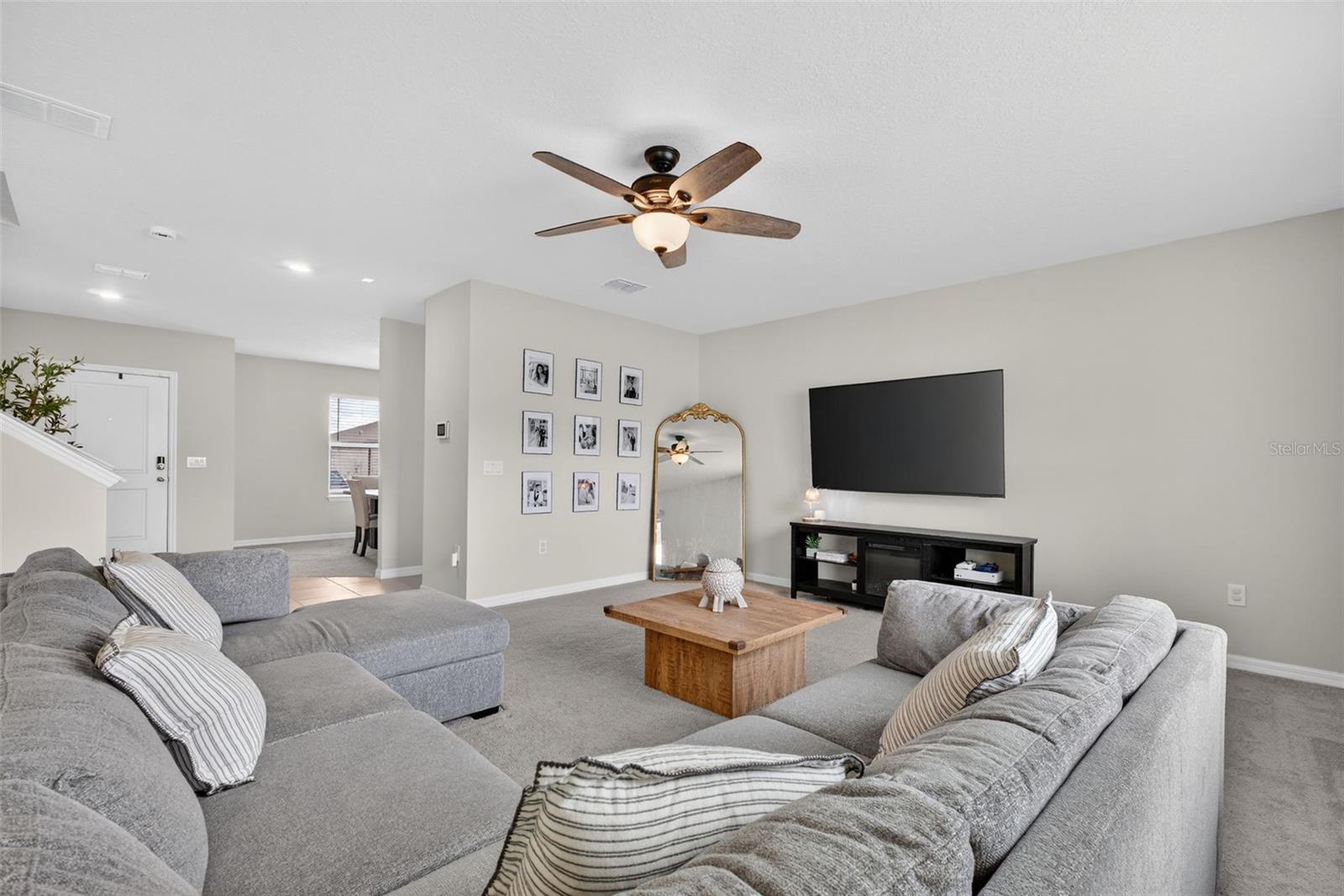 1117 Michelangelo Ln Property Photo 10