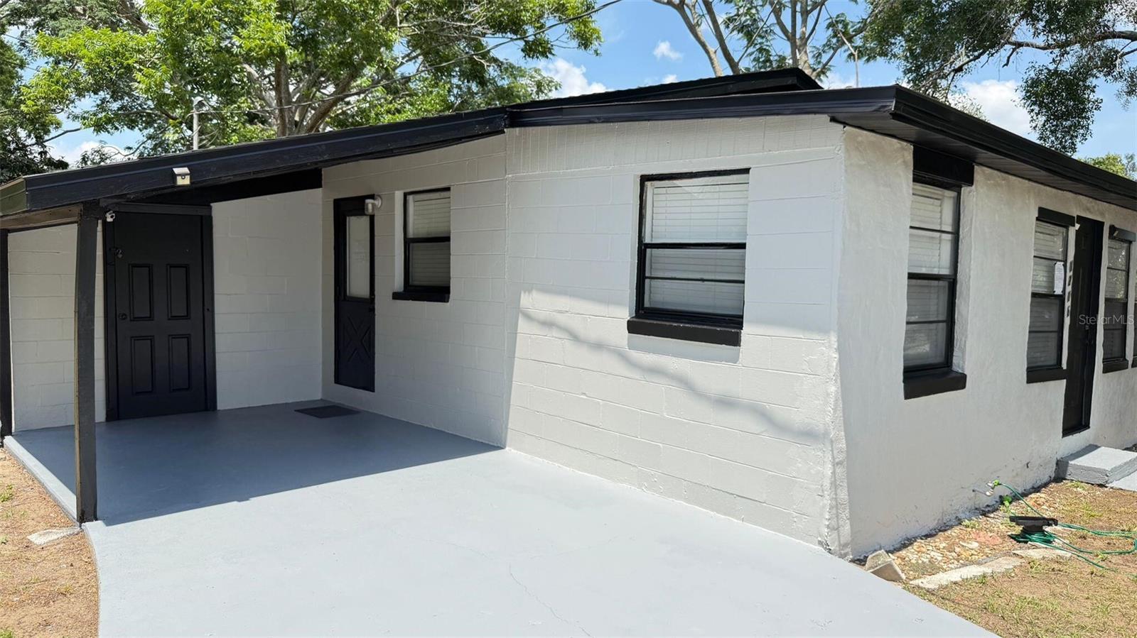 1218 AVENUE L Property Photo 1