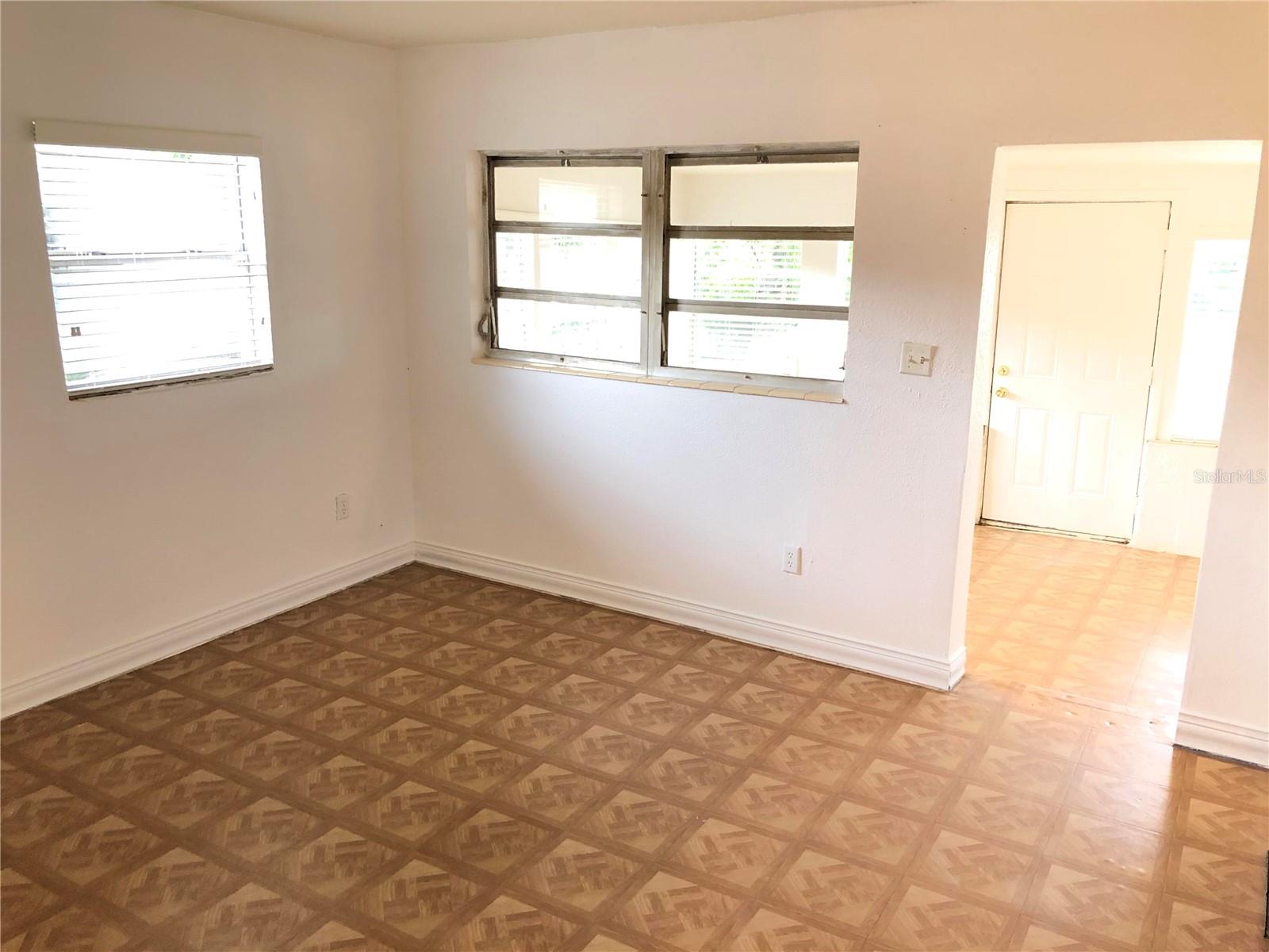 1218 Avenue L Property Photo 7