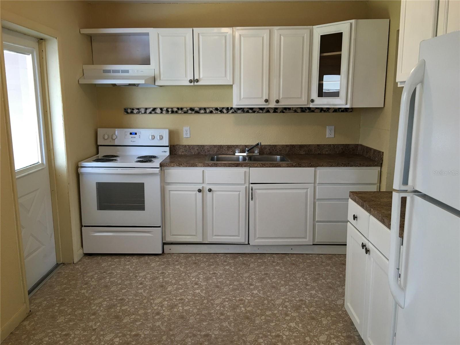 1218 Avenue L Property Photo 10