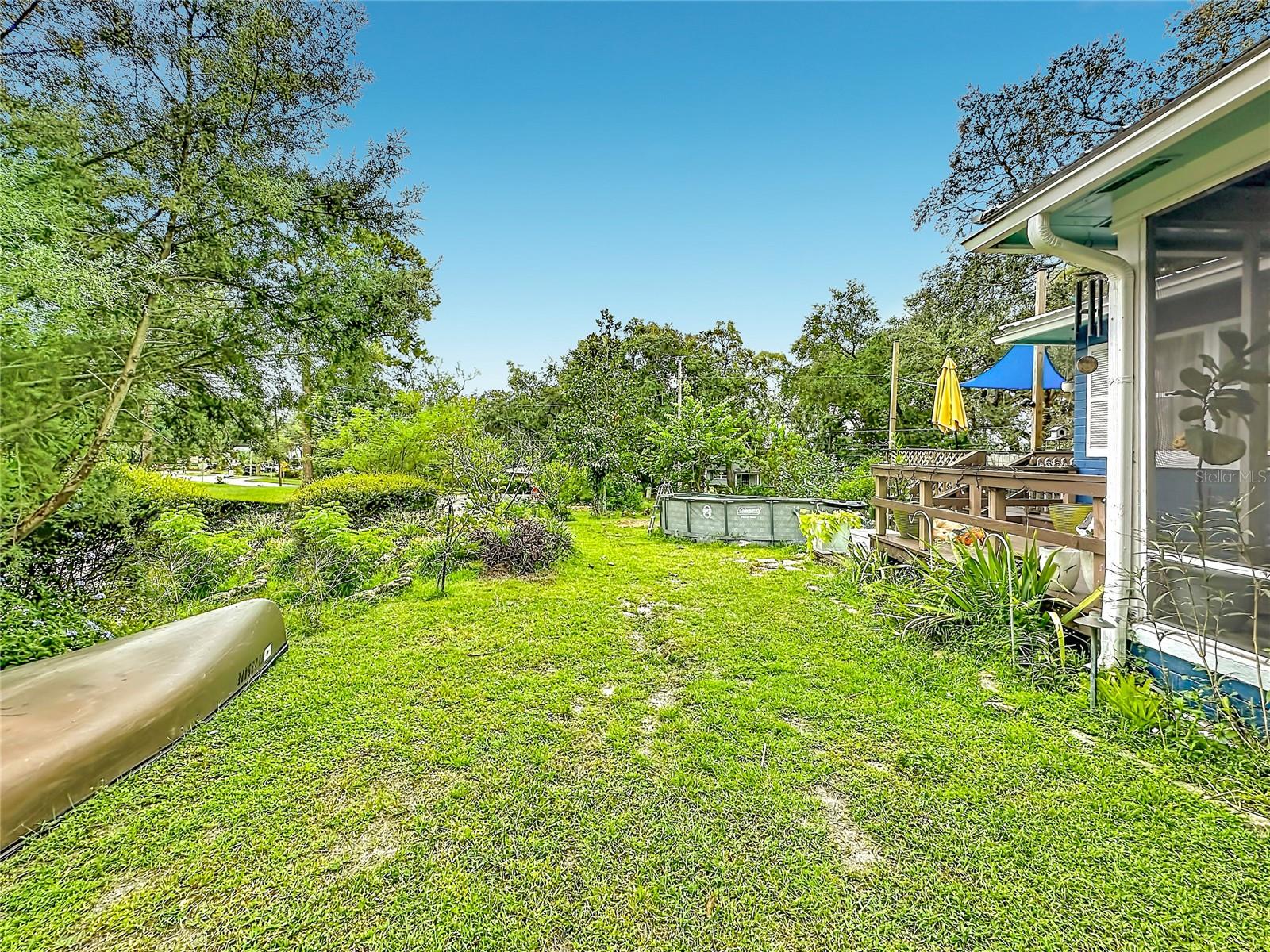 560 Live Oak Ave Property Photo 43