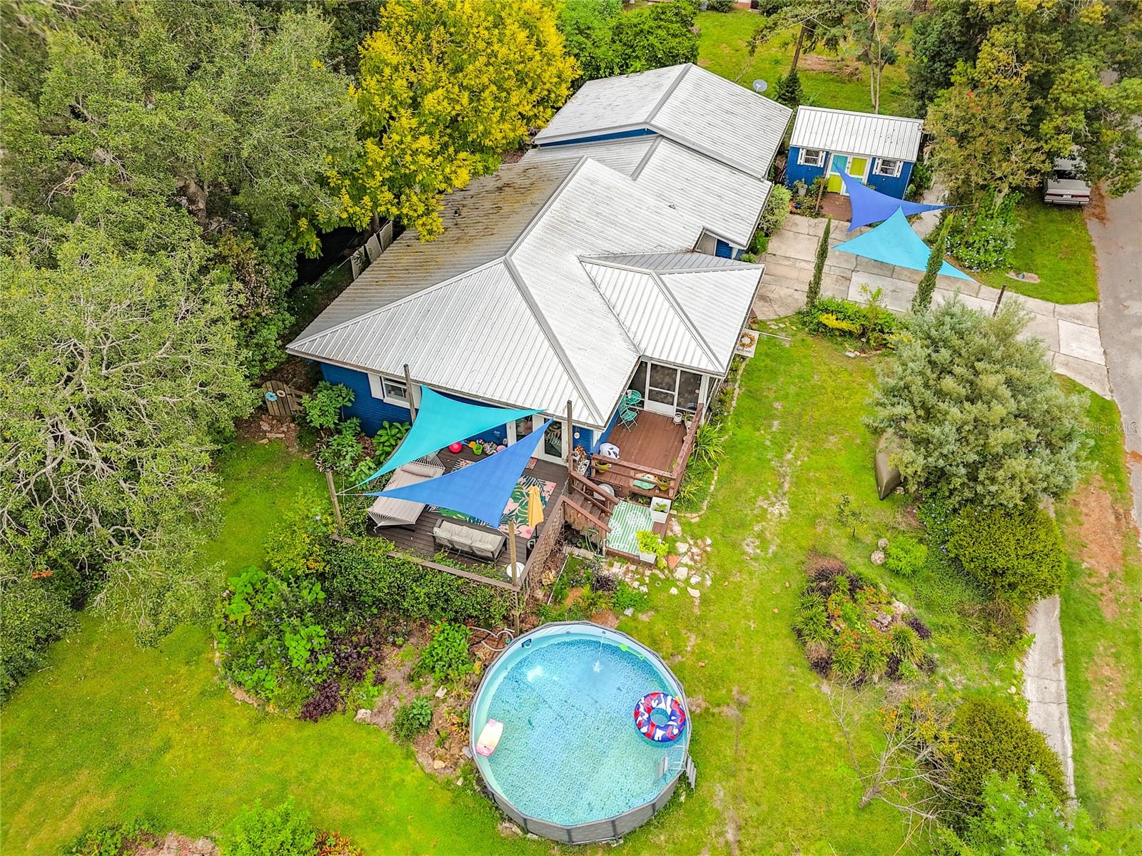 560 Live Oak Ave Property Photo 45