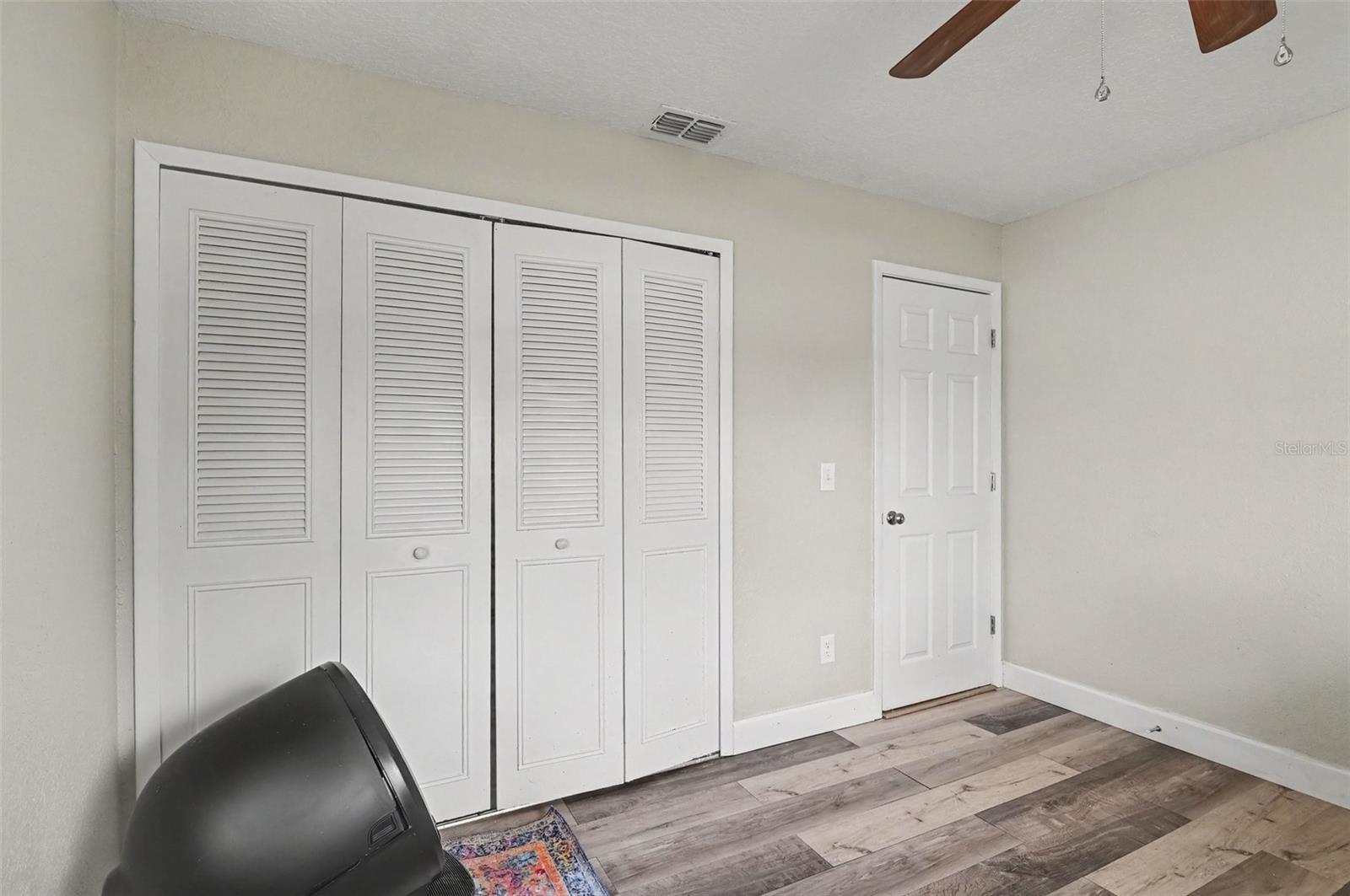 1643 Pendleton St Property Photo 14