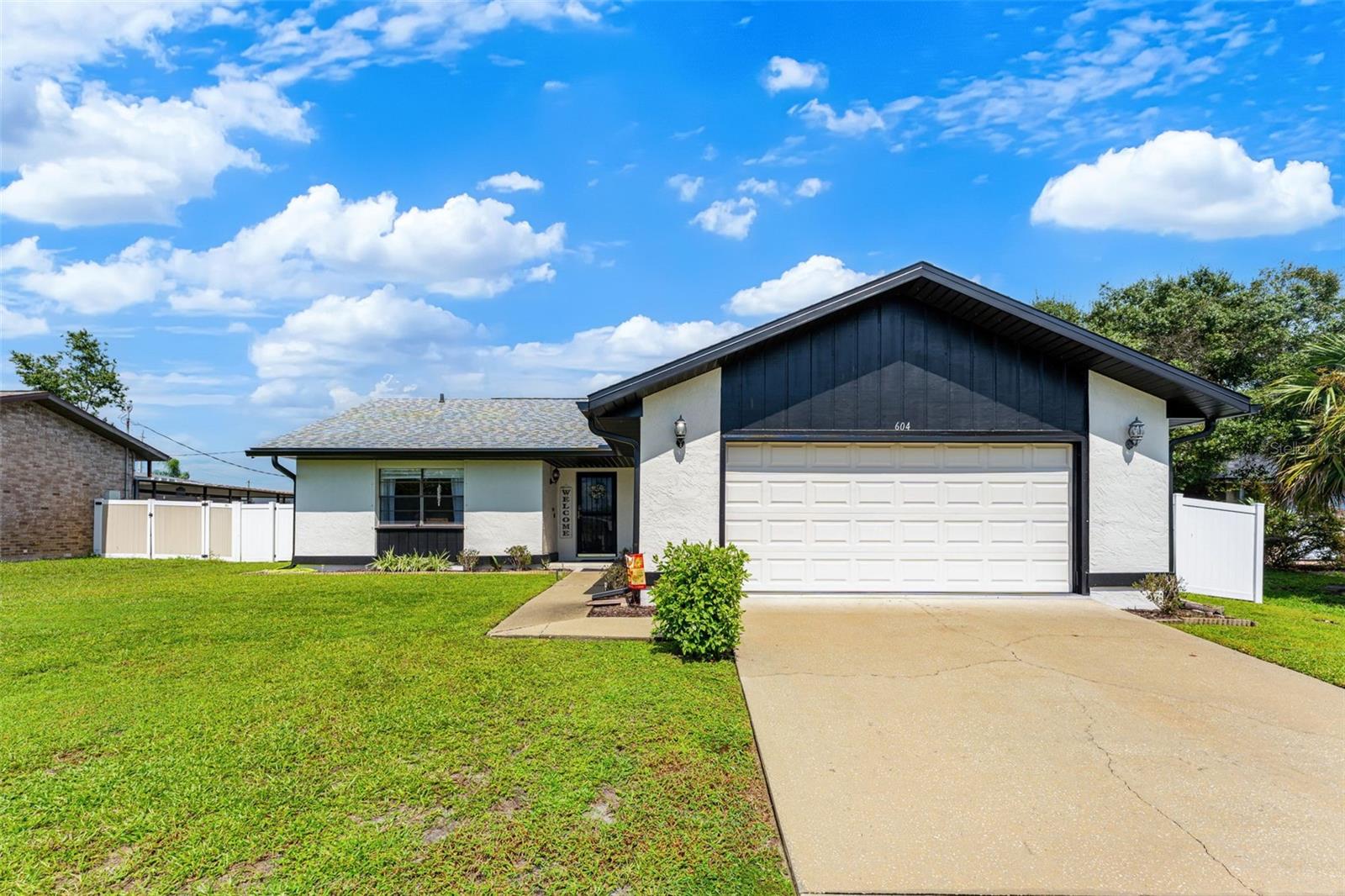 604 Tradewinds Dr Property Photo 1