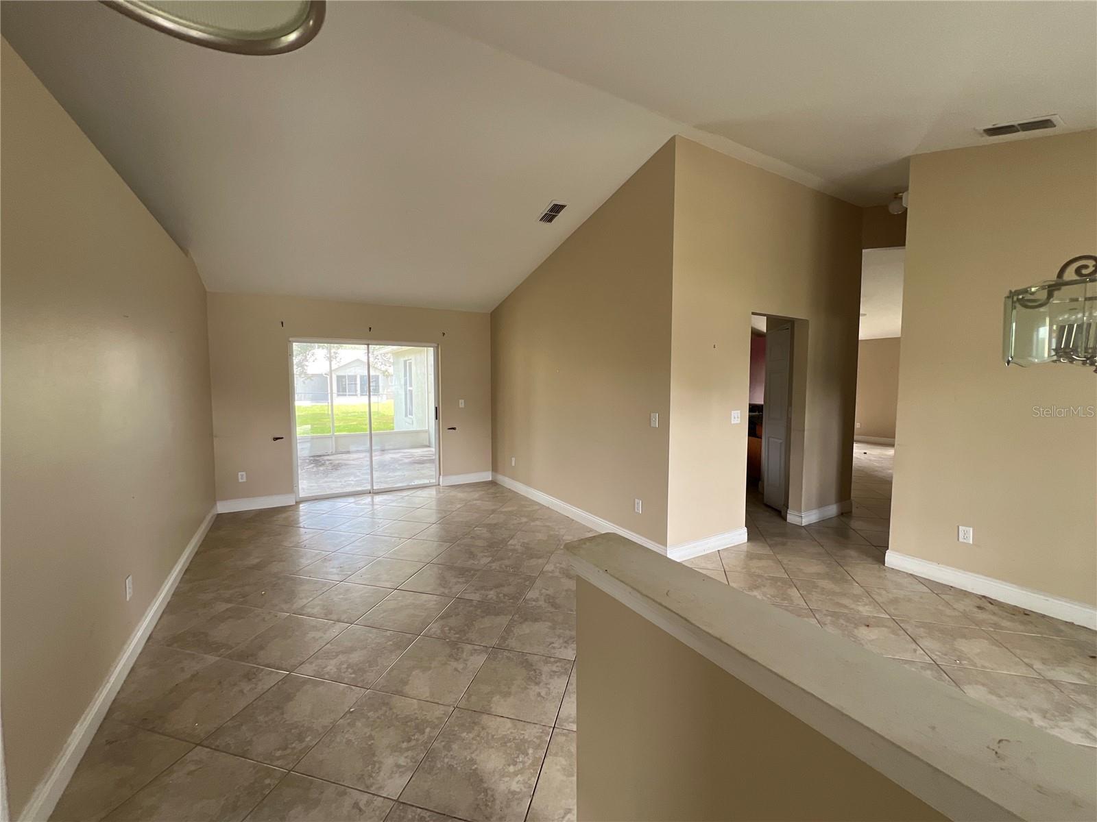 1030 High Ridge Ct Property Photo 2