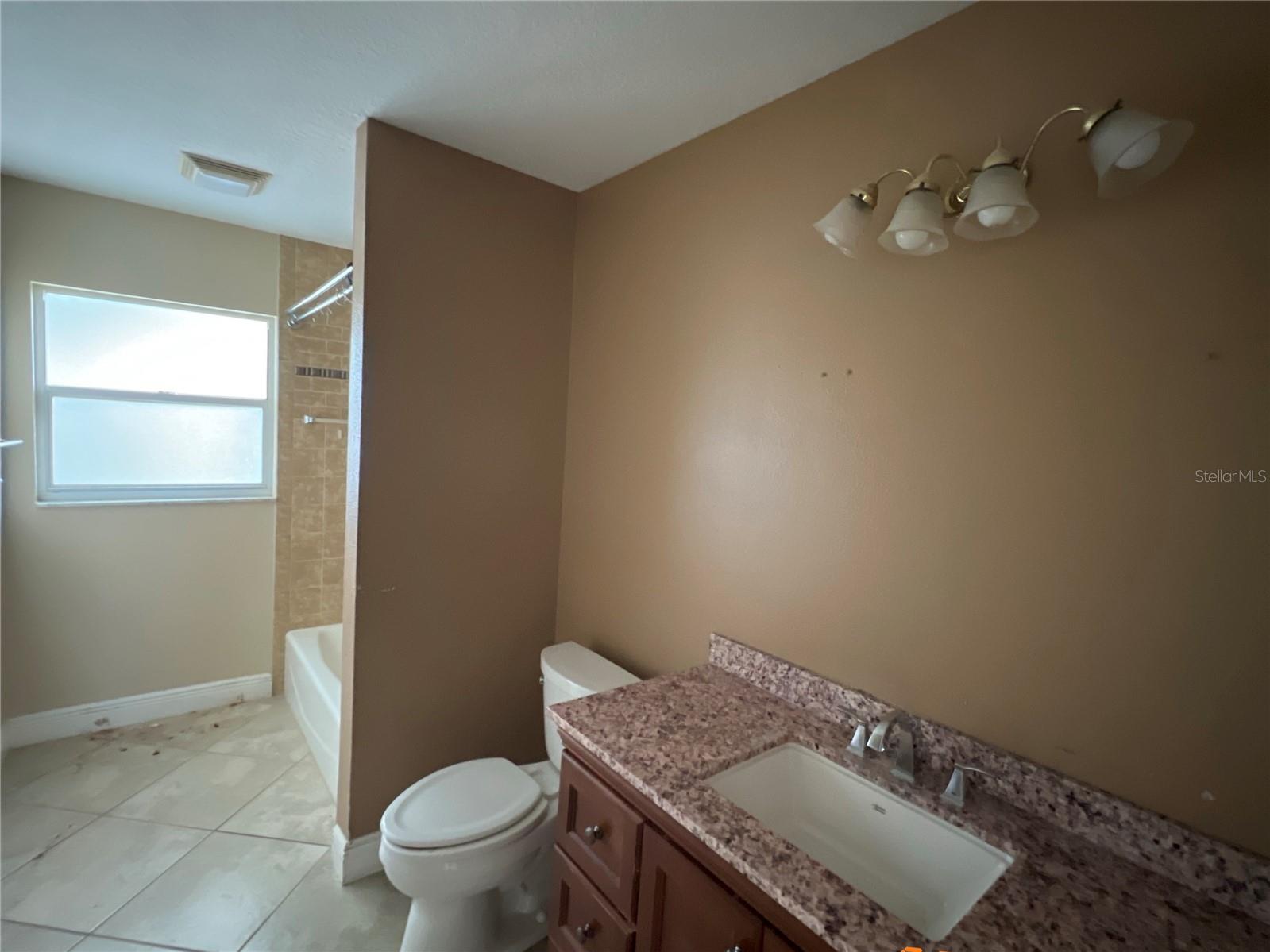 1030 High Ridge Ct Property Photo 6