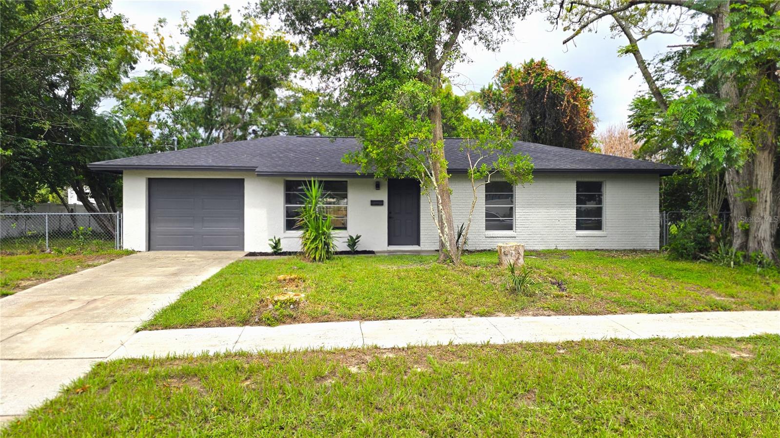 605 Jameson Dr Property Photo 1