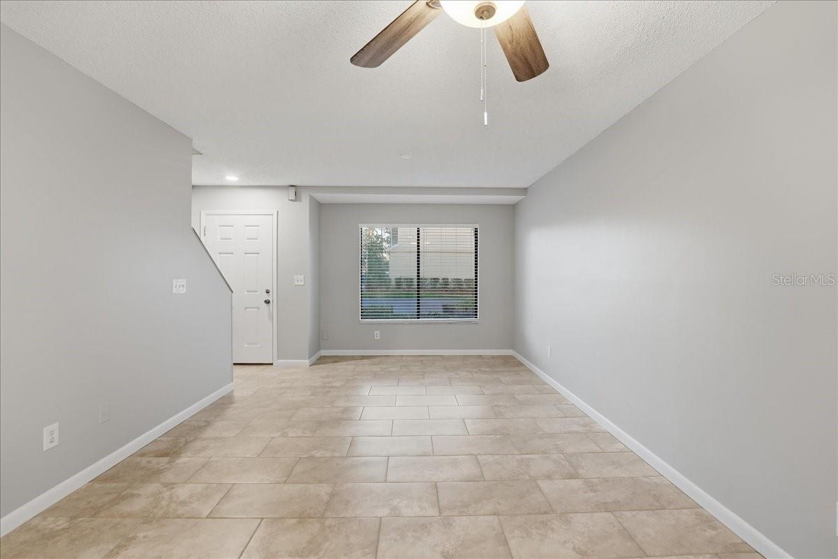 307 Sandlewood Trl Property Photo 3