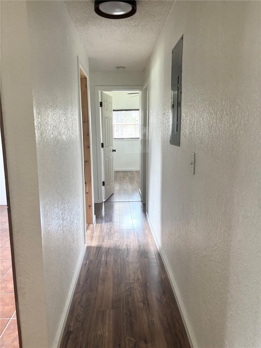 2404 Grandview Ave Property Photo 8