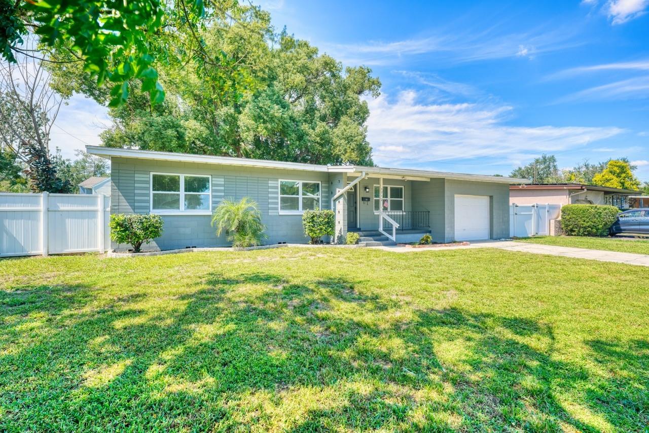 1712 Edmundshire Rd Property Photo 1