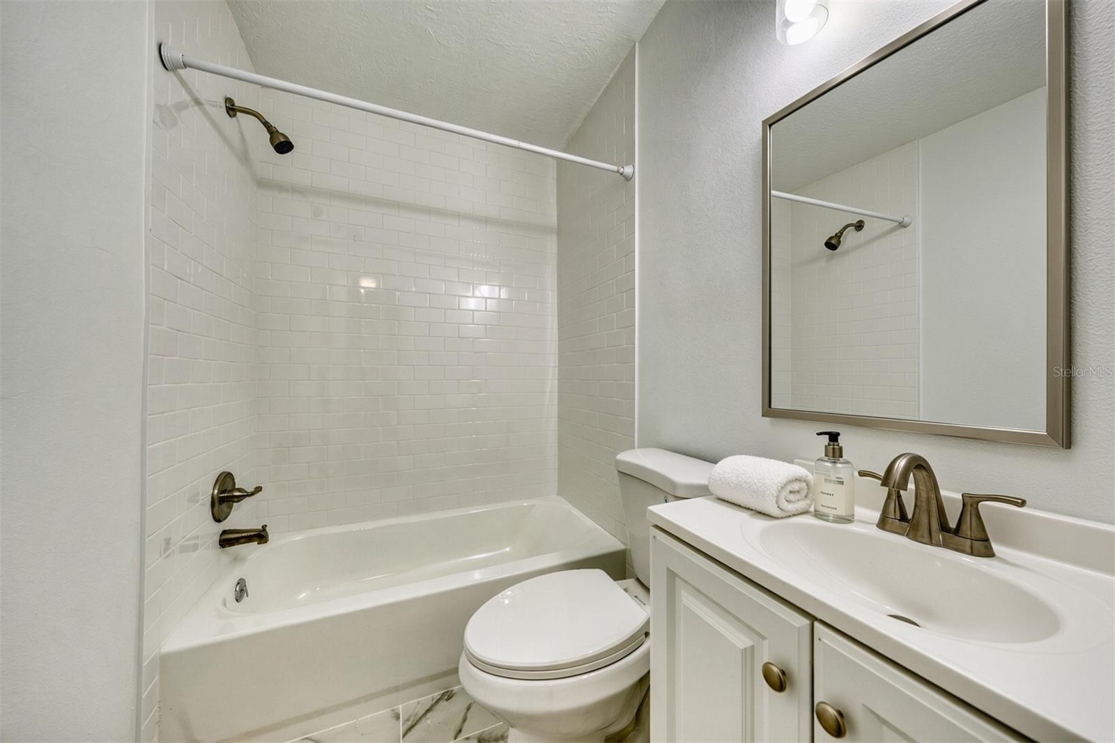 1712 Edmundshire Rd Property Photo 17