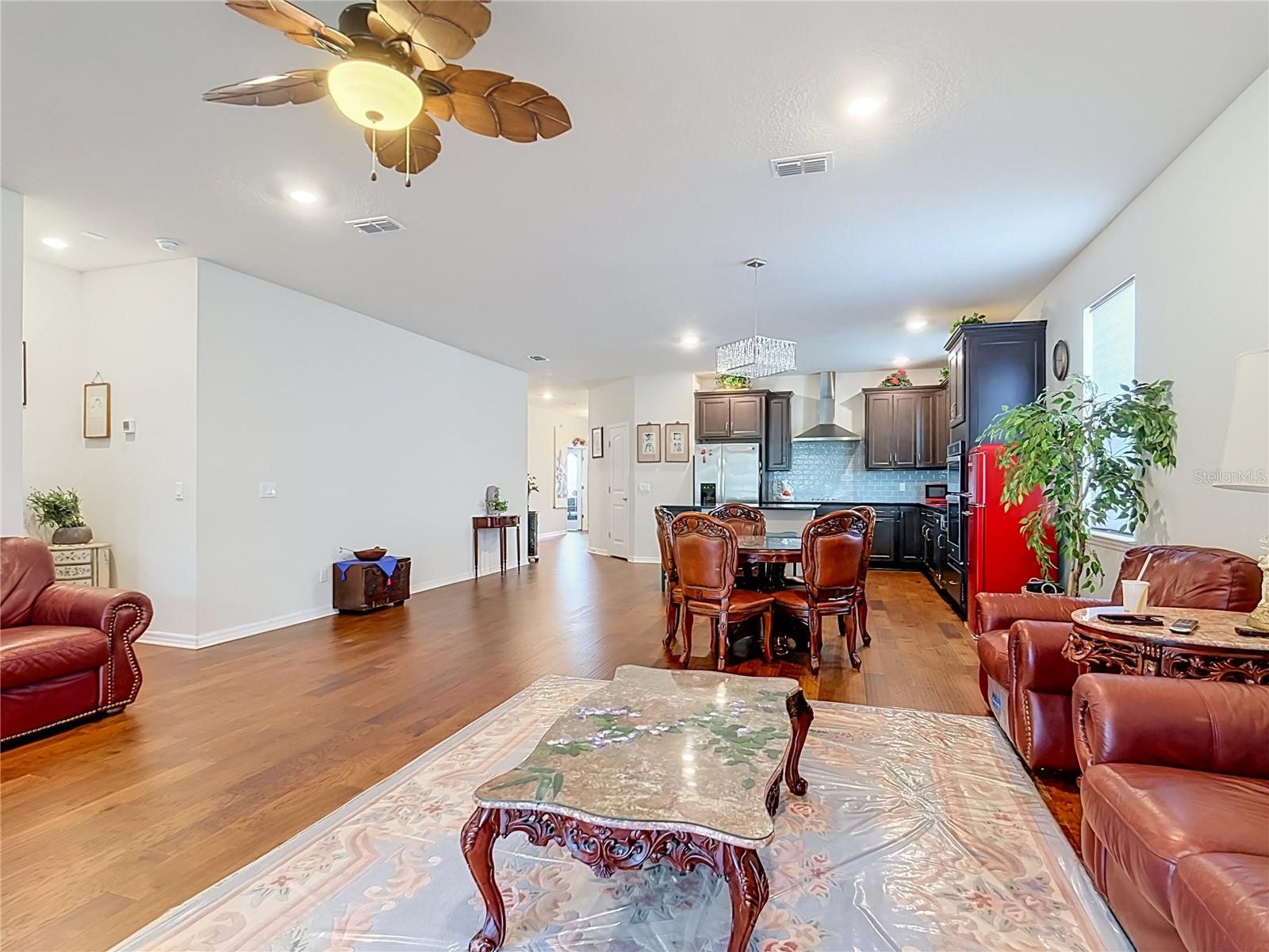 2723 Forestdale St Property Photo 8