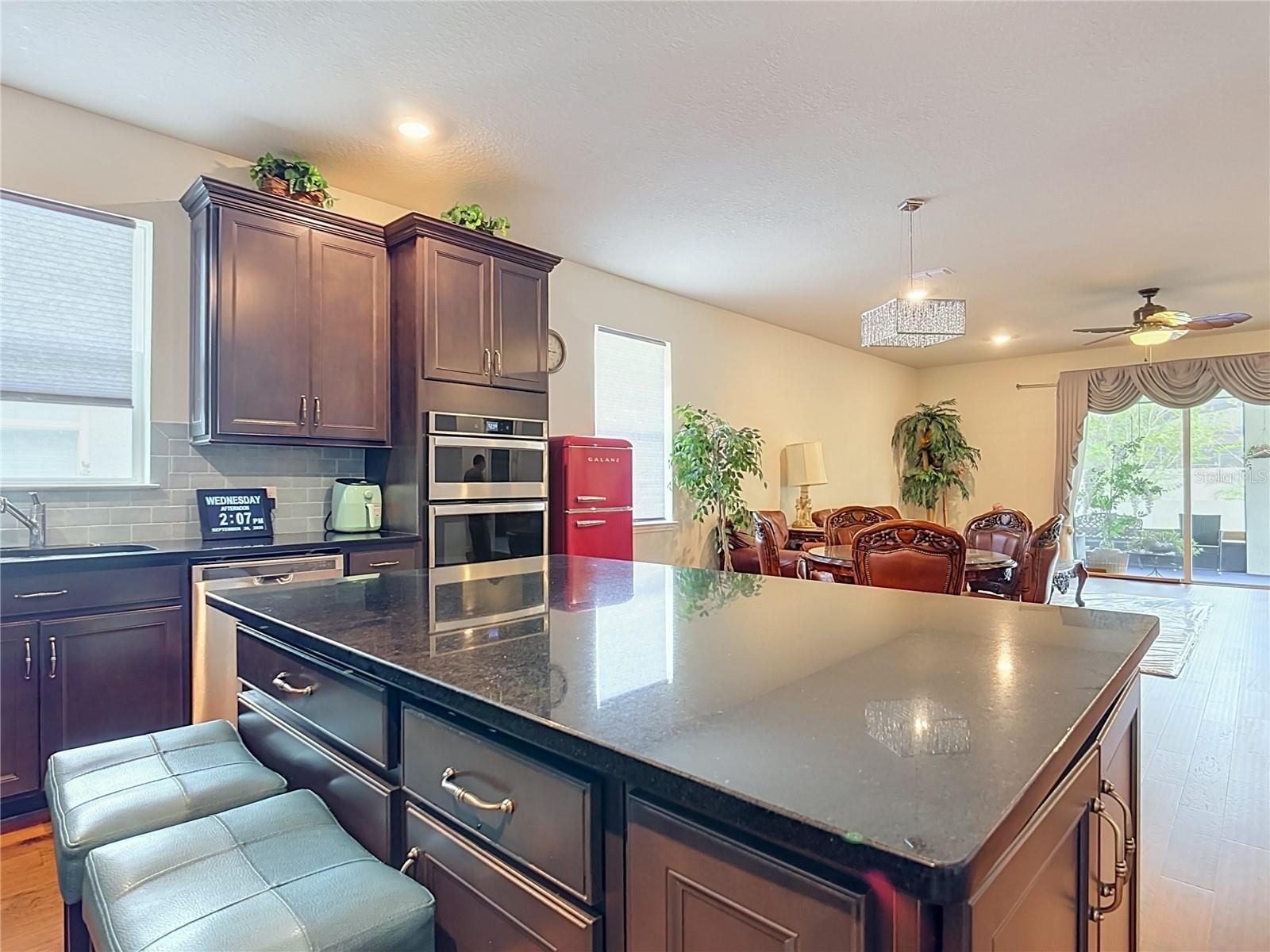 2723 Forestdale St Property Photo 13